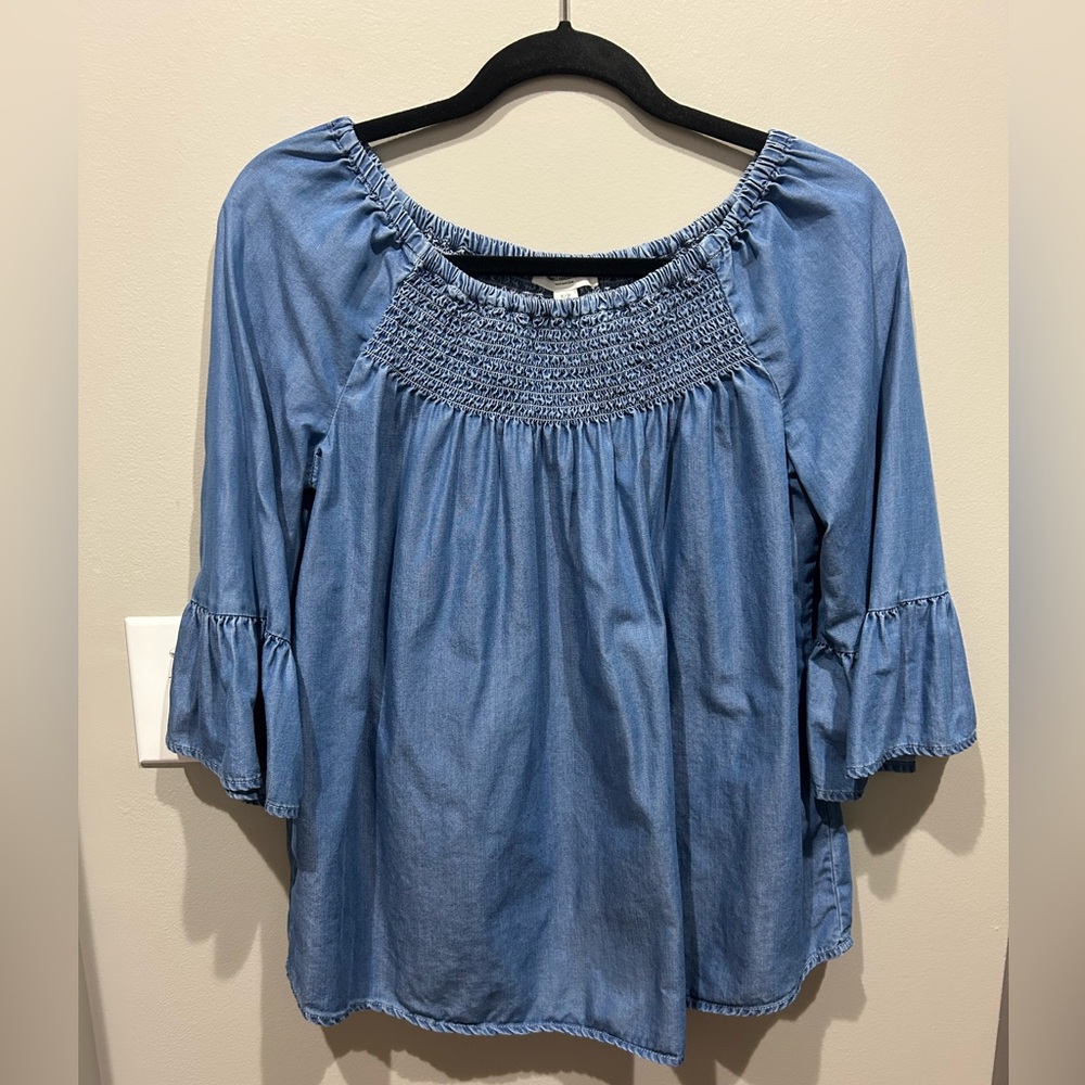 beach lunch lounge Smocked Top